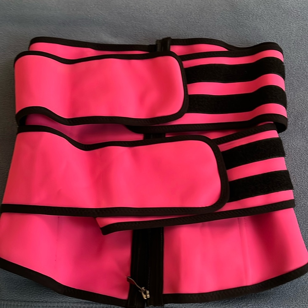 Waist trainer